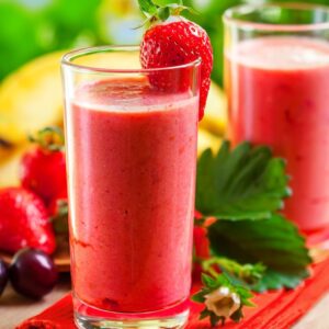 Cocktail de Bouye, Bissap et fraise au lait